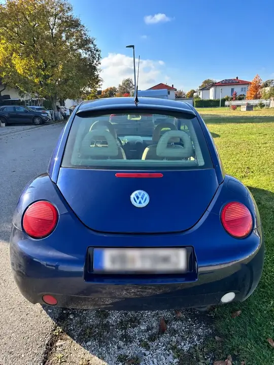 Volkswagen Beetle 2001 photo 2