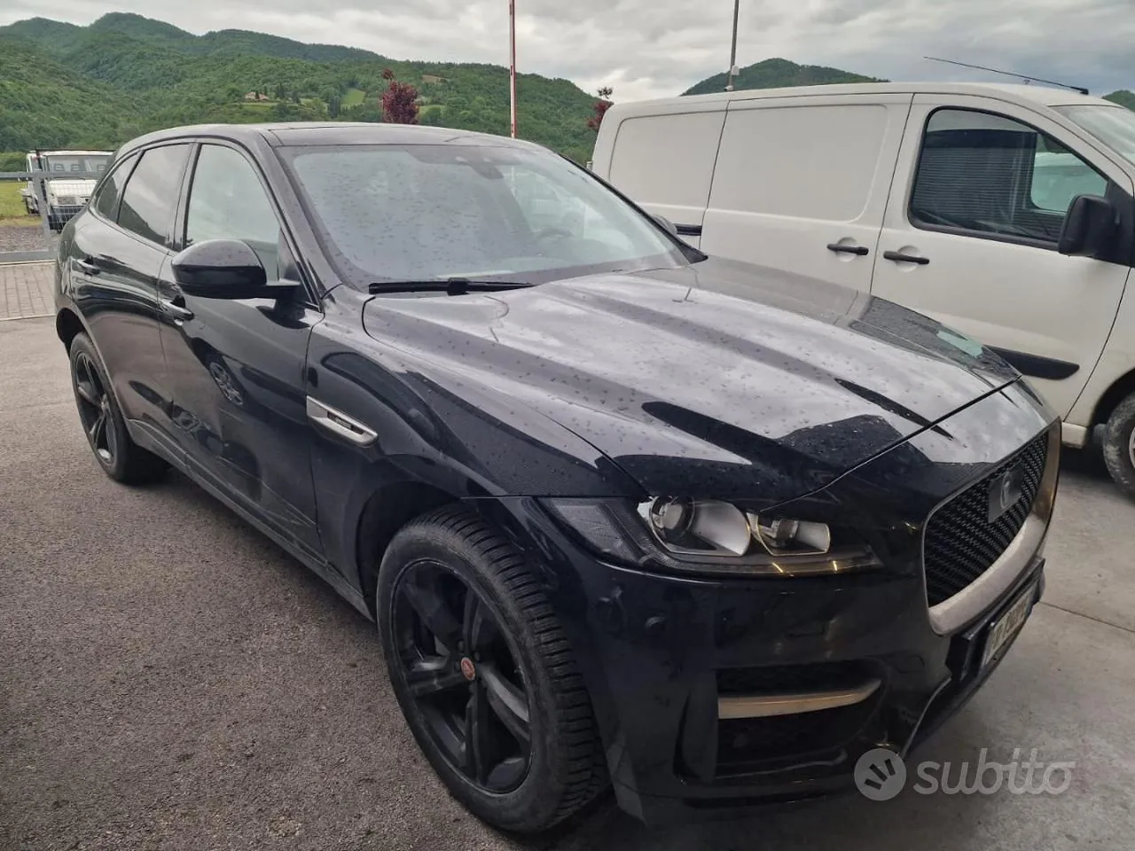 Jaguar F-Pace 2016 photo 3