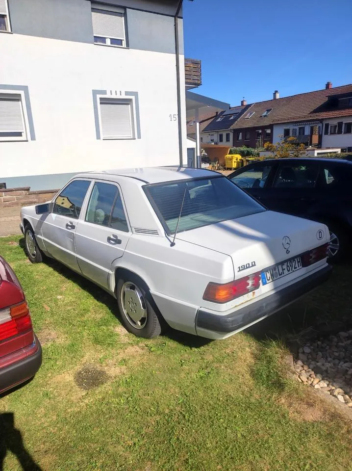Mercedes-Benz 190D
