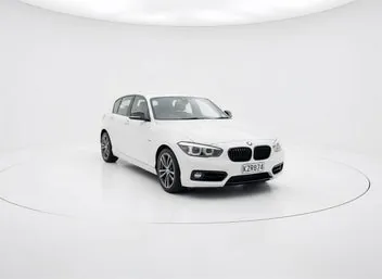 BMW 118I 2017 photo 2