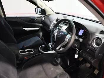 Nissan Navara 2016 photo 4
