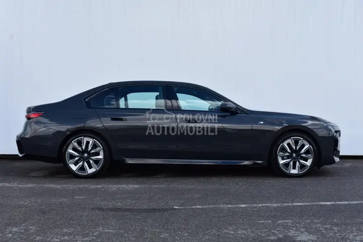 BMW 740D 2023 photo 3