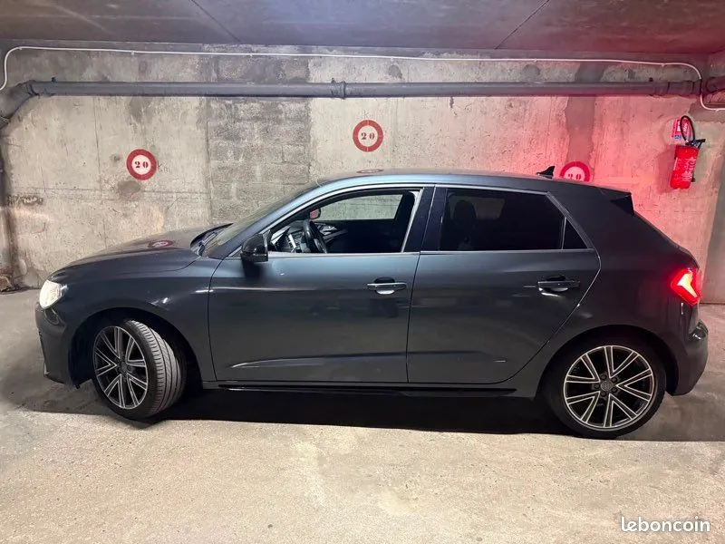 Audi A1 2020 photo 2
