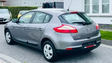 Renault Mégane 2009 photo 3