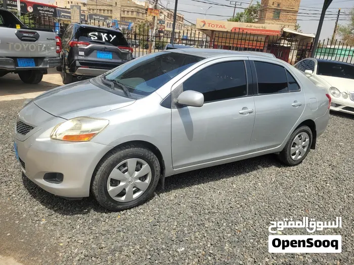 Toyota Yaris 2010 photo 4