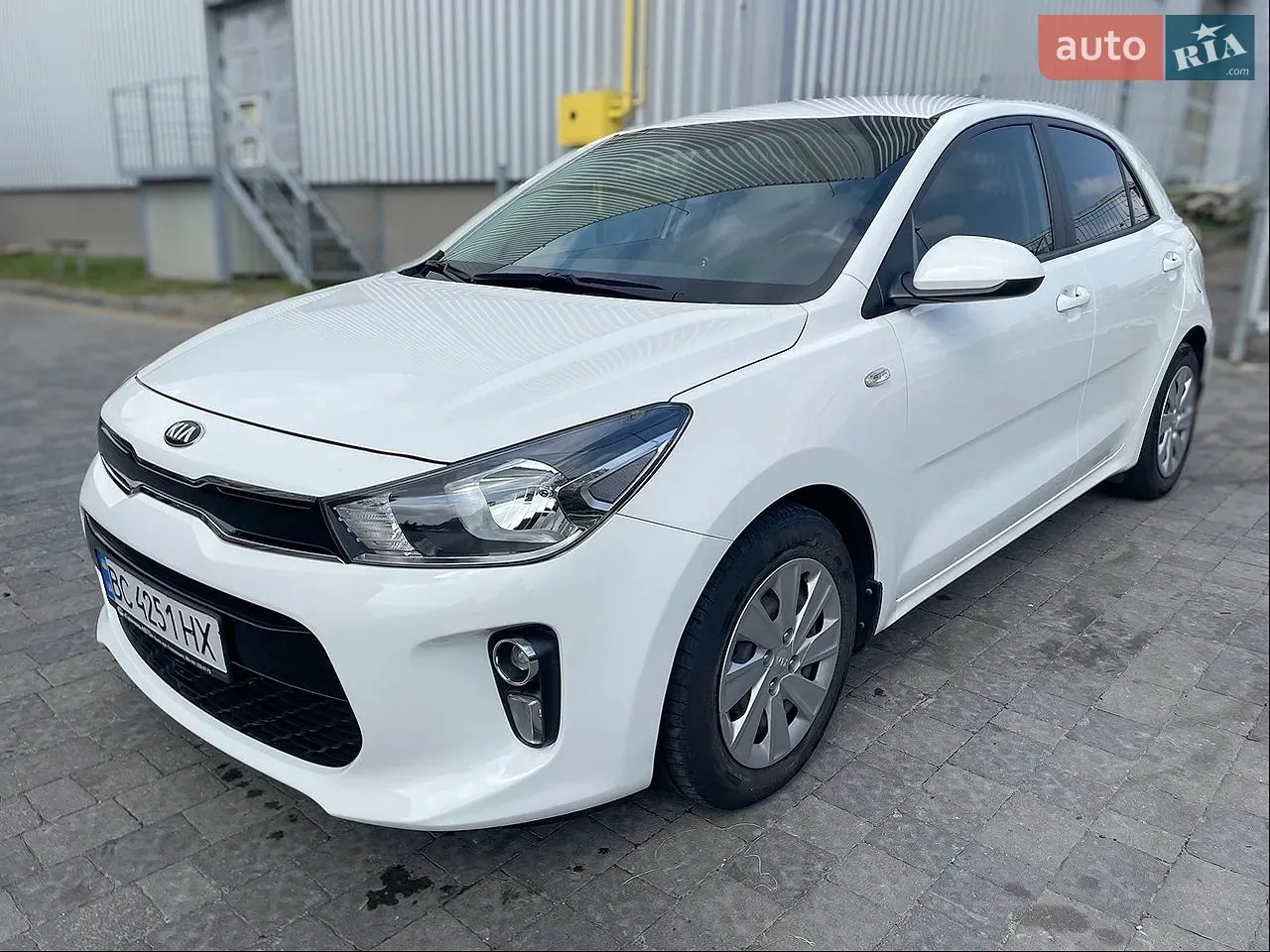 Kia Rio 2018 photo 2