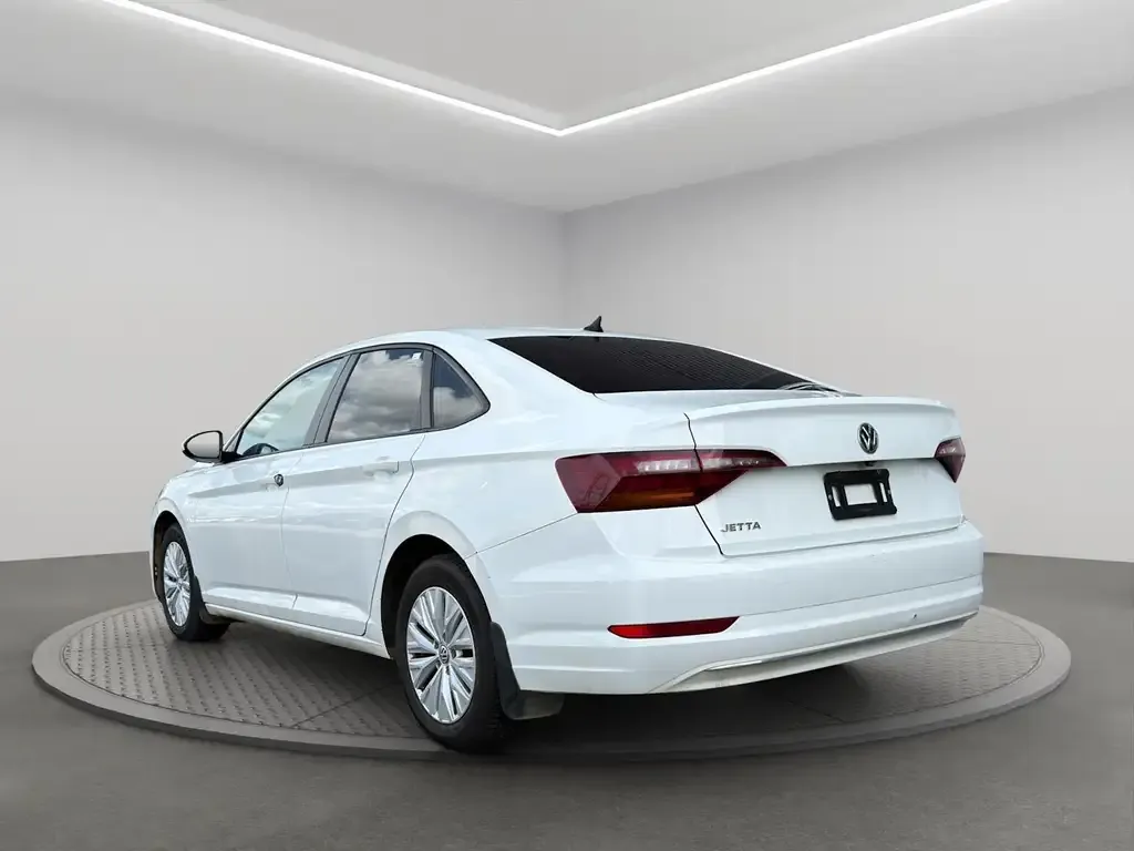 Volkswagen Jetta 2019 photo 4