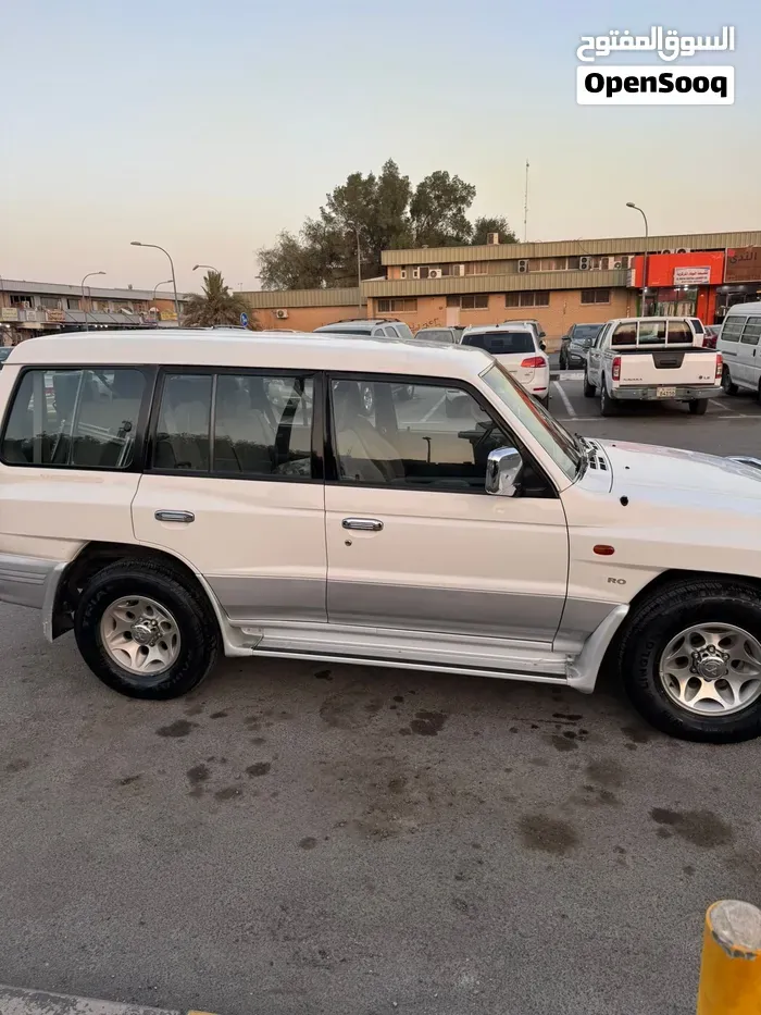 Mitsubishi Pajero Gls 2000 photo 4