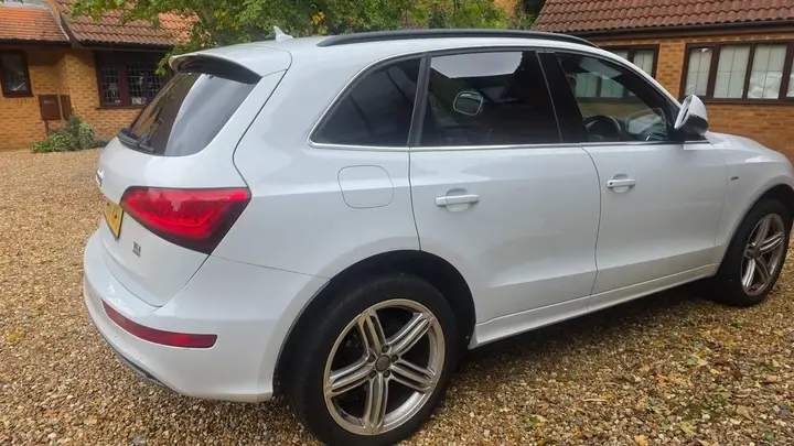 Audi Q5 2014 photo 2