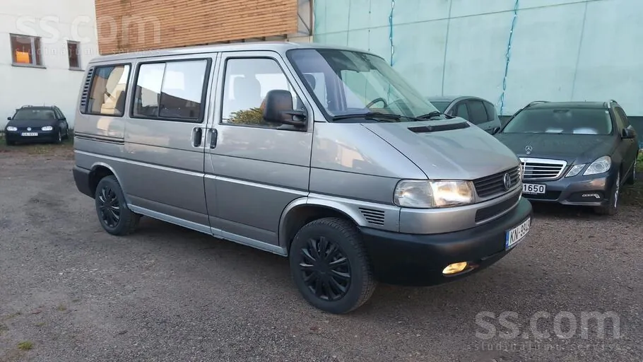 Volkswagen Caravelle 1999 photo 4