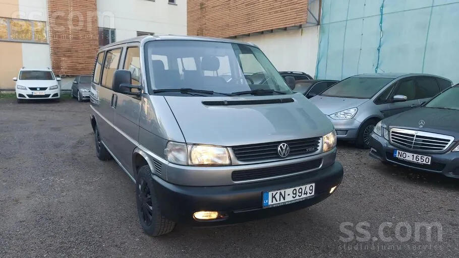 Volkswagen Caravelle 1999 photo 3
