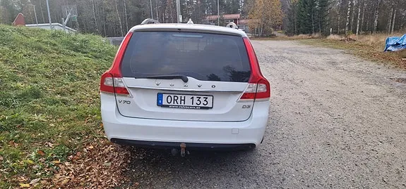 Volvo V70 2015 photo 2