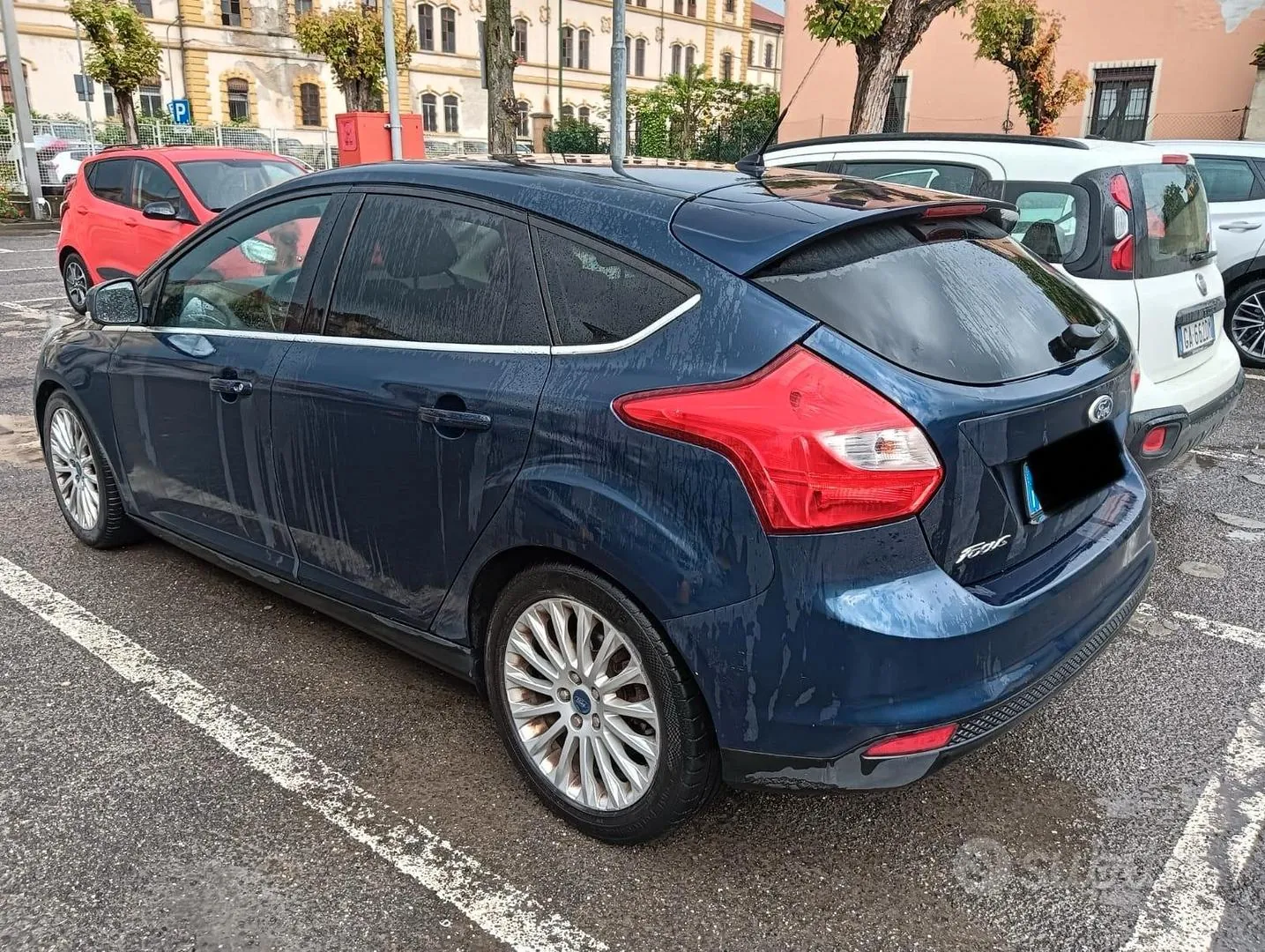 Ford Focus 2011 photo 3
