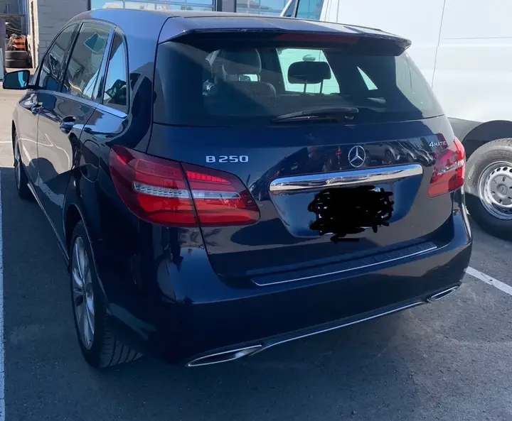 Mercedes-Benz B-Class 2018 photo 2
