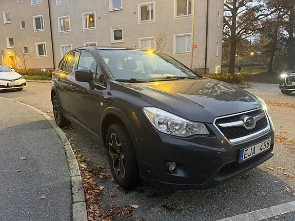 Subaru Xv 2012 photo 4