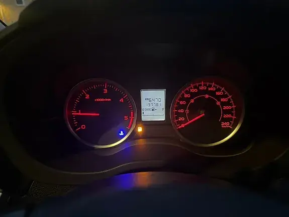 Subaru Xv 2012 photo 5