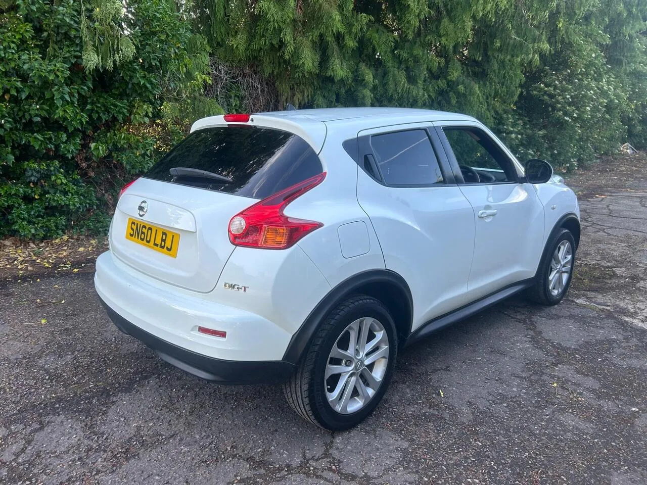 Nissan Juke 2010 photo 5