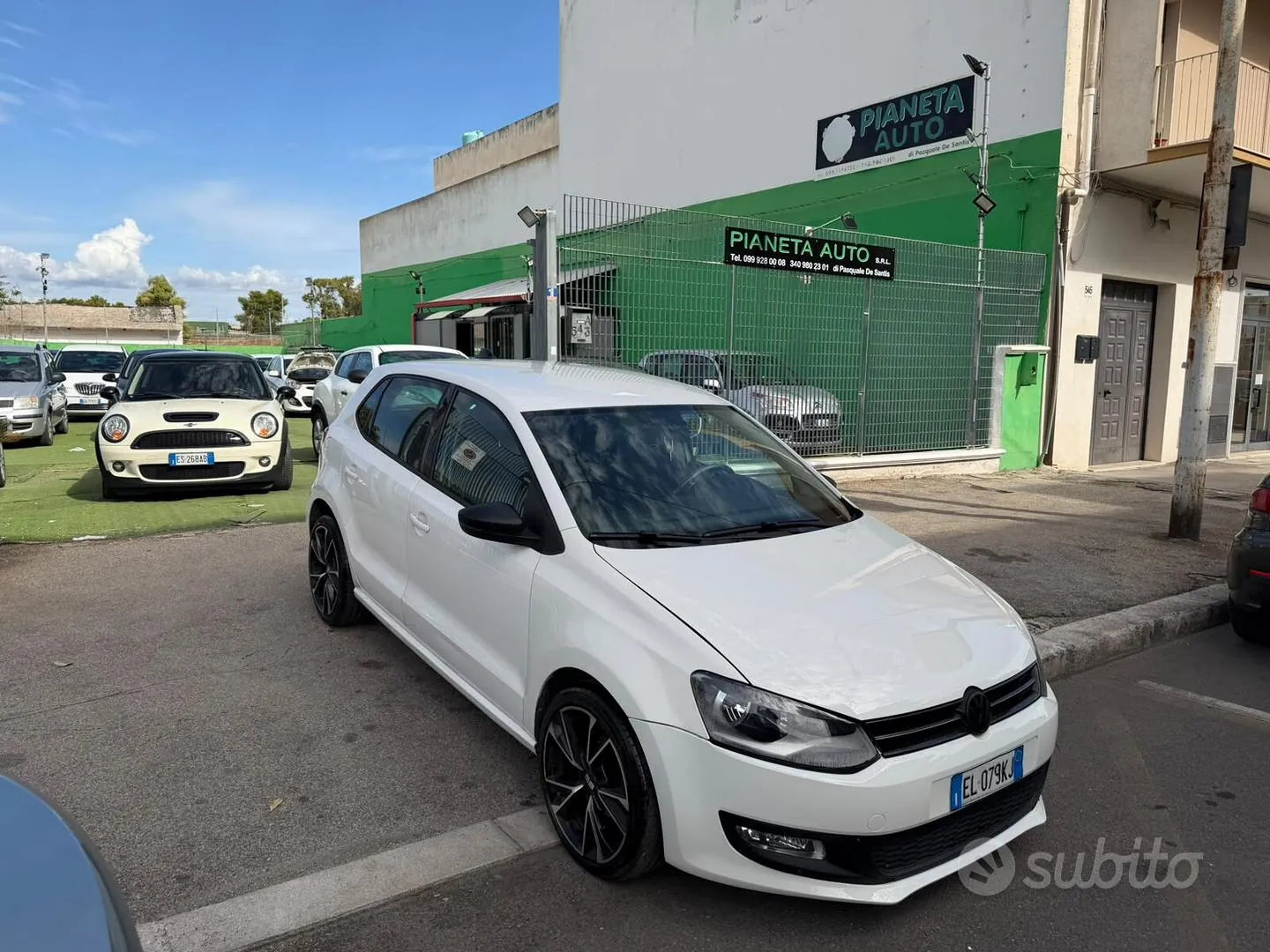 Volkswagen Polo 2012 photo 3