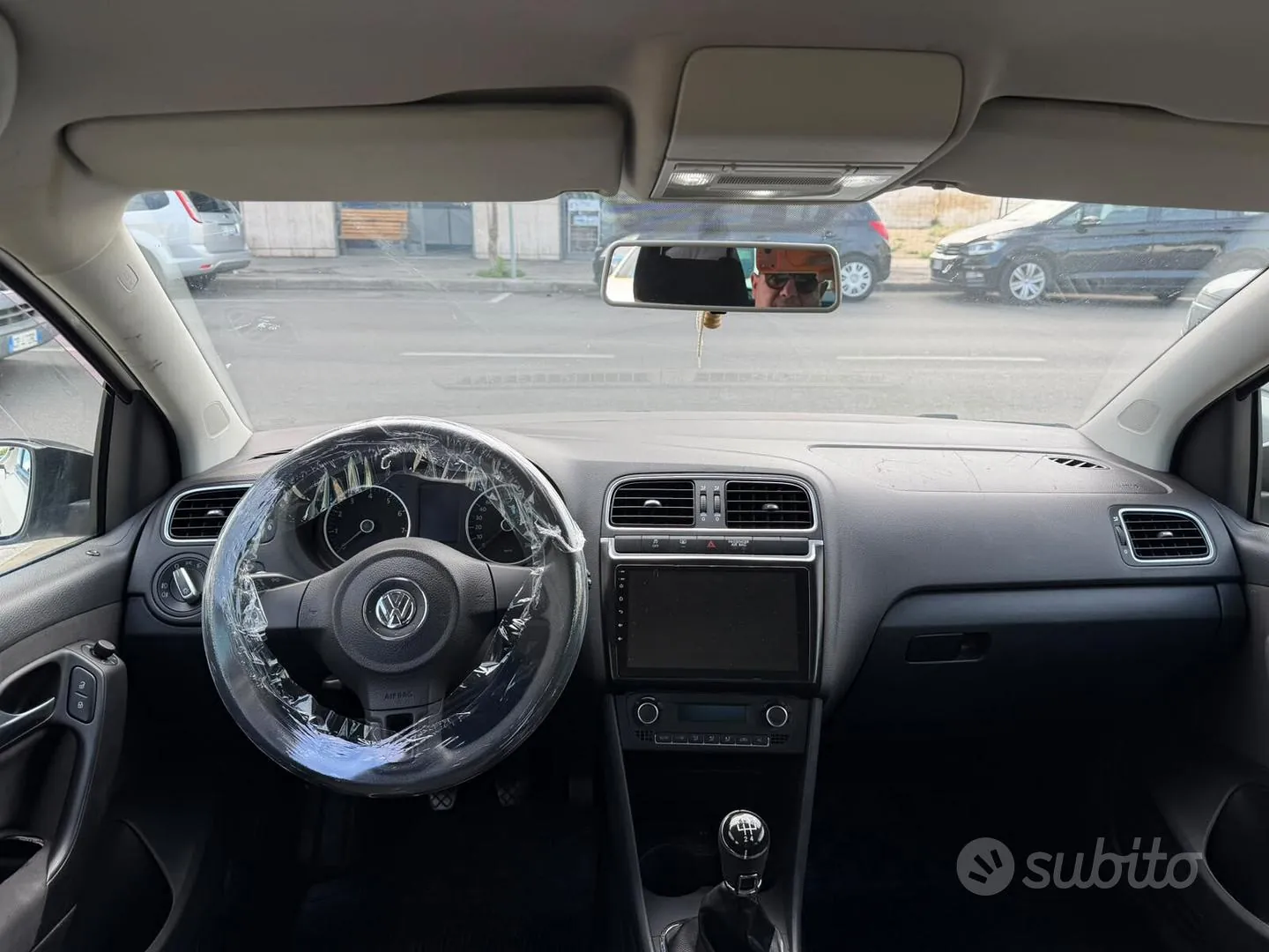 Volkswagen Polo 2012 photo 4