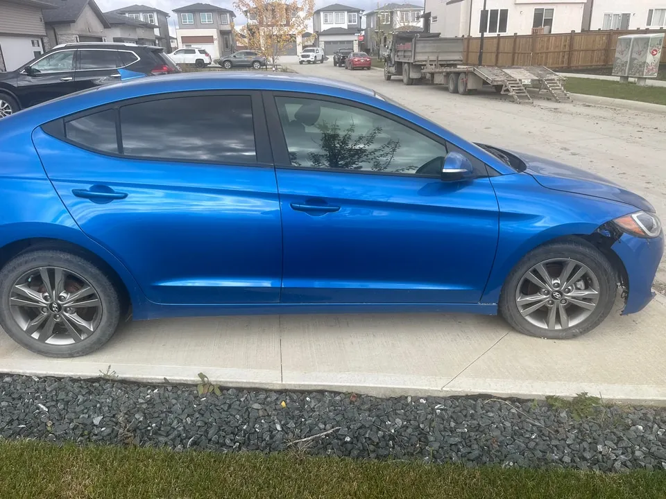 Hyundai Elantra 2017 photo 2