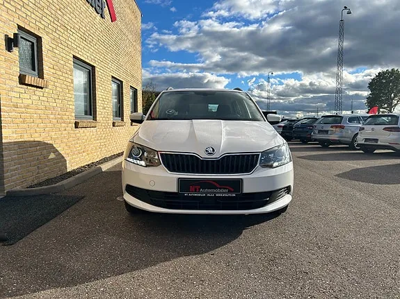 Skoda Fabia 2016 photo 3