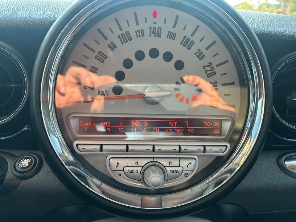 Mini Cooper S 2009 photo 3