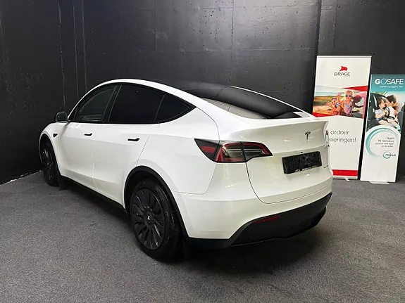 Tesla Model Y 2024 photo 5