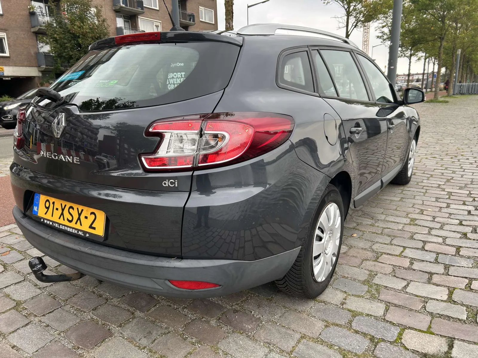 Renault Megane Estate 2012 photo 2