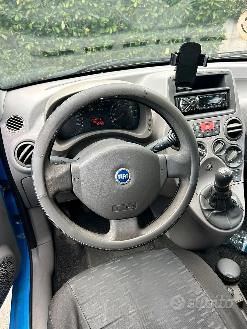 Fiat Panda 2006 photo 4