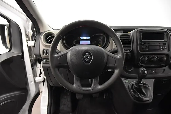 Renault Trafic 2016 photo 2