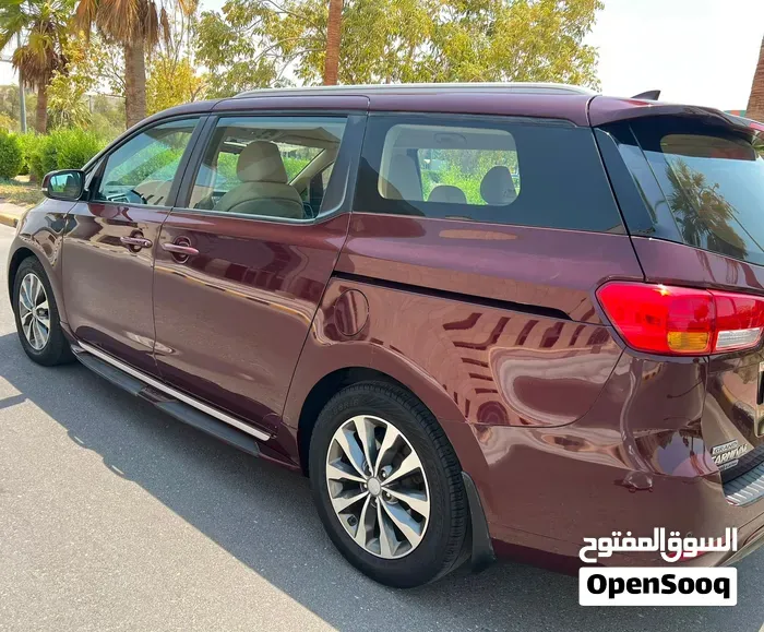 Kia Carnival 2018 photo 2