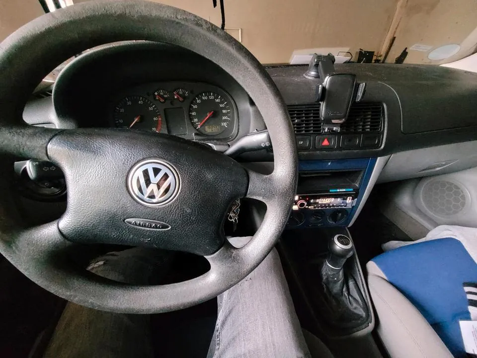 Volkswagen Golf 4