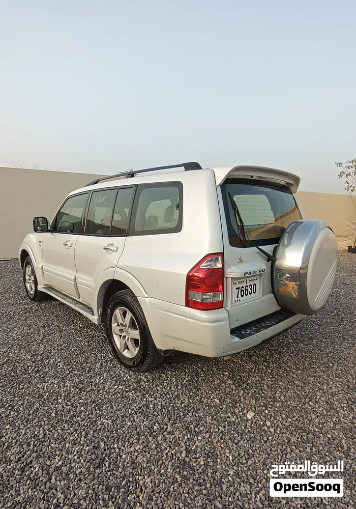 Mitsubishi Pajero Gls 2006 photo 2