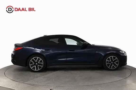 BMW I4 2023 photo 5