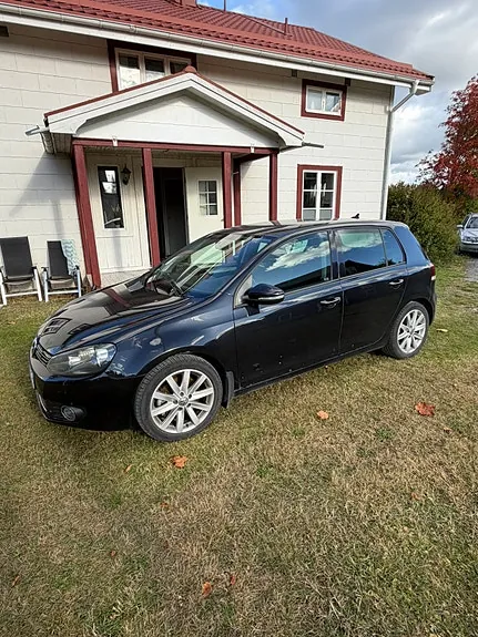 Volkswagen Golf Vi 2010 photo 2