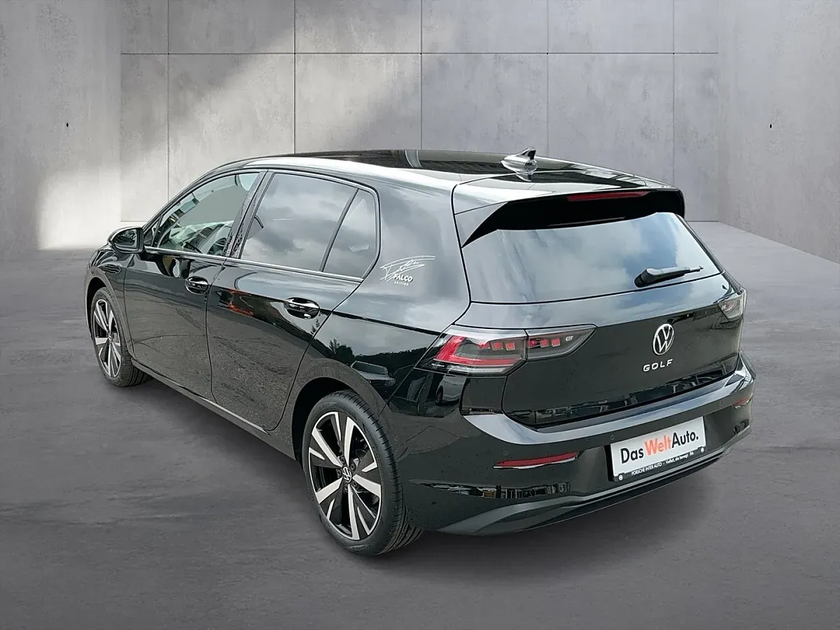 Volkswagen Golf 2026 photo 3