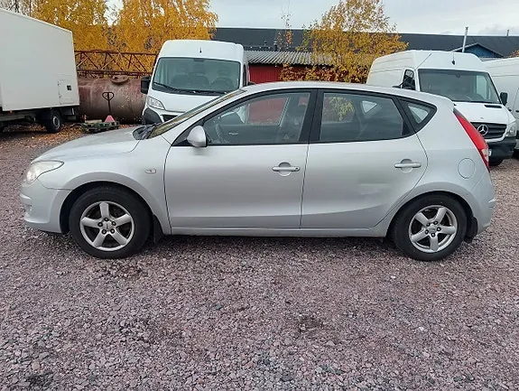Hyundai I30 2008 photo 2