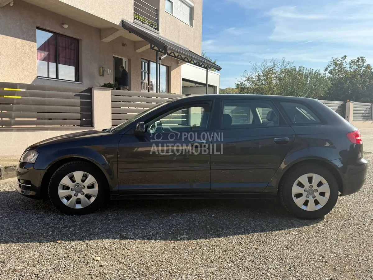 Audi A3 2010 photo 5