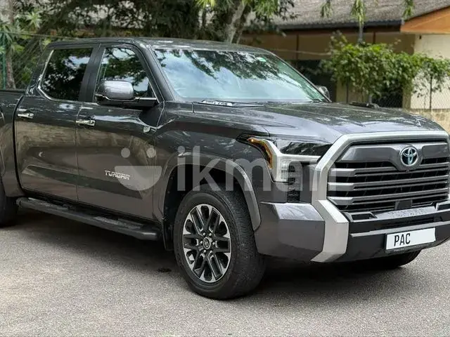 Toyota Tundra