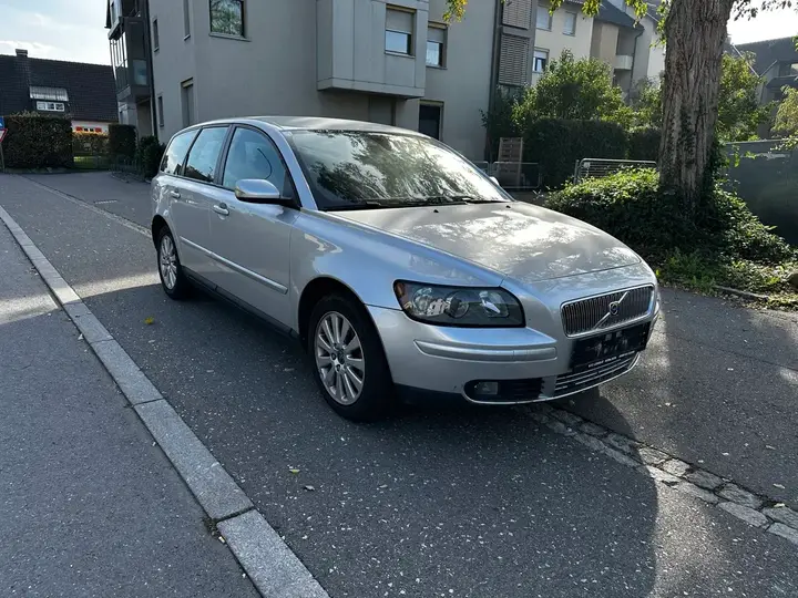 Volvo V50 2006 photo 2