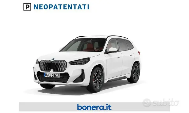 BMW Ix1