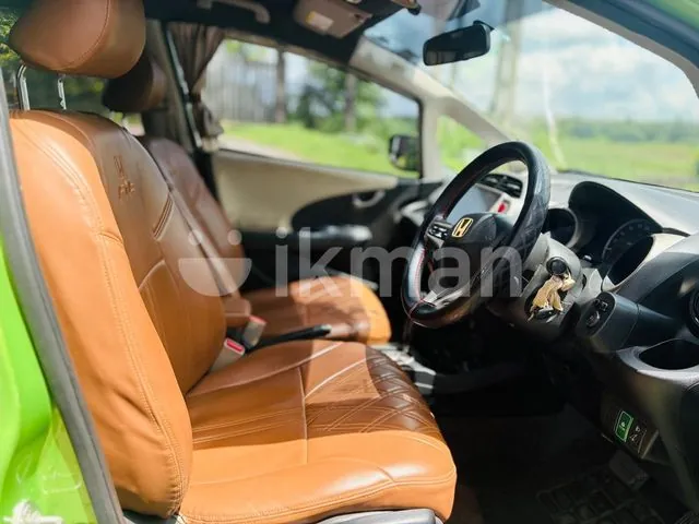 Honda Fit 2011 photo 3