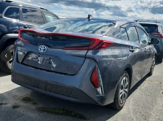 Toyota Prius Prime 2022 photo 4