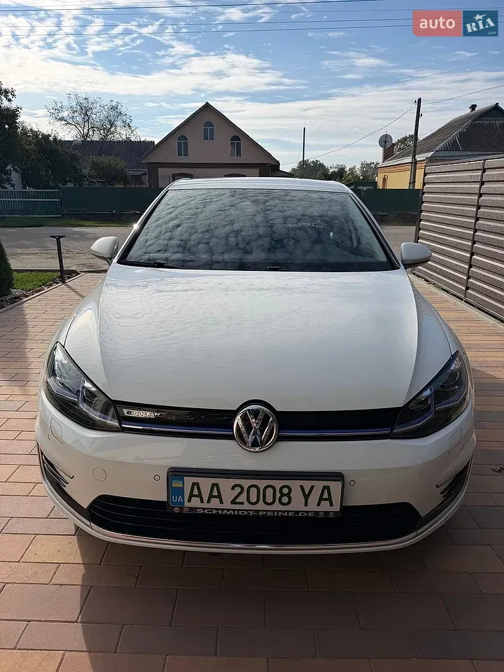 Volkswagen E-Golf 2019 photo 3