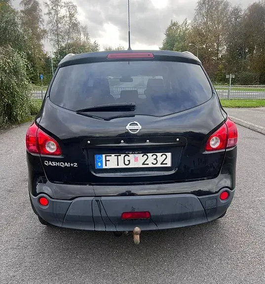 Nissan Qashqai+2 2009 photo 2