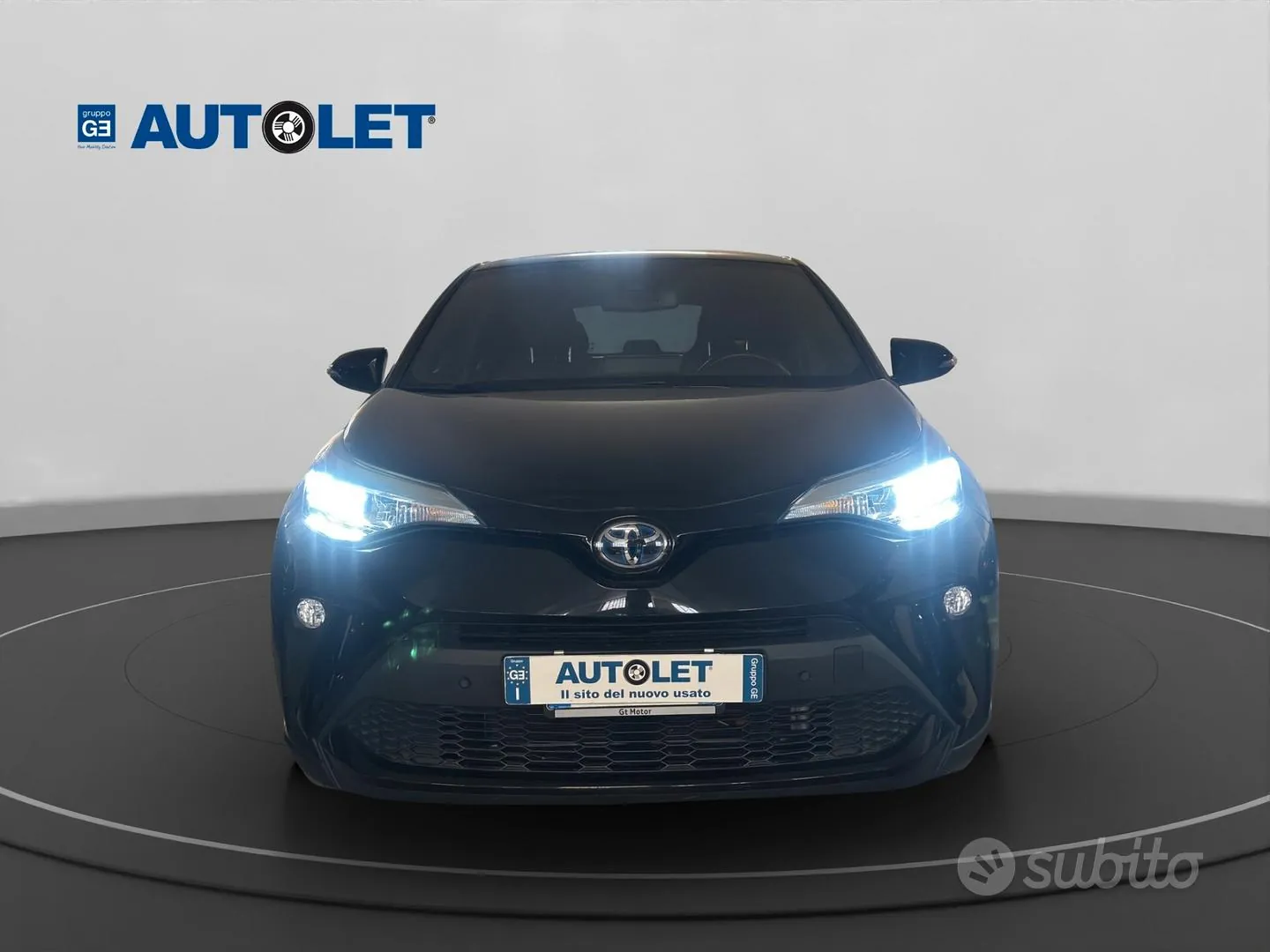 Toyota C-Hr 2022 photo 2