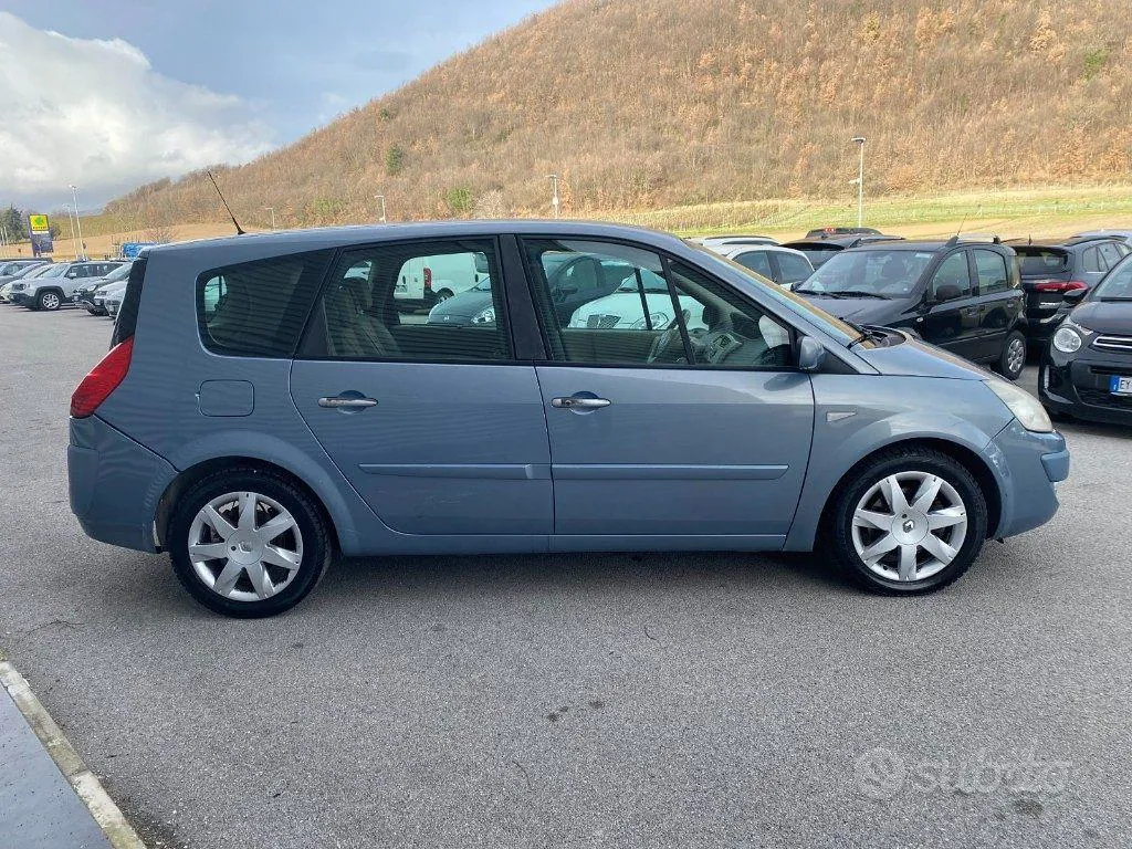 Renault Grand Scenic 2007 photo 4