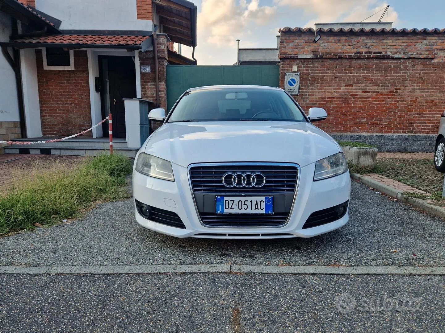 Audi A3 2010 photo 2