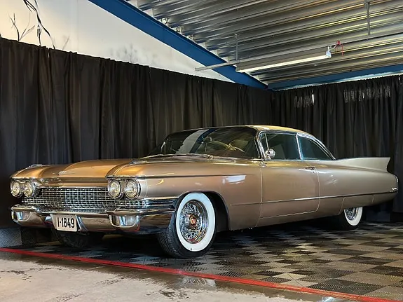 Cadillac Deville 1960 photo 2