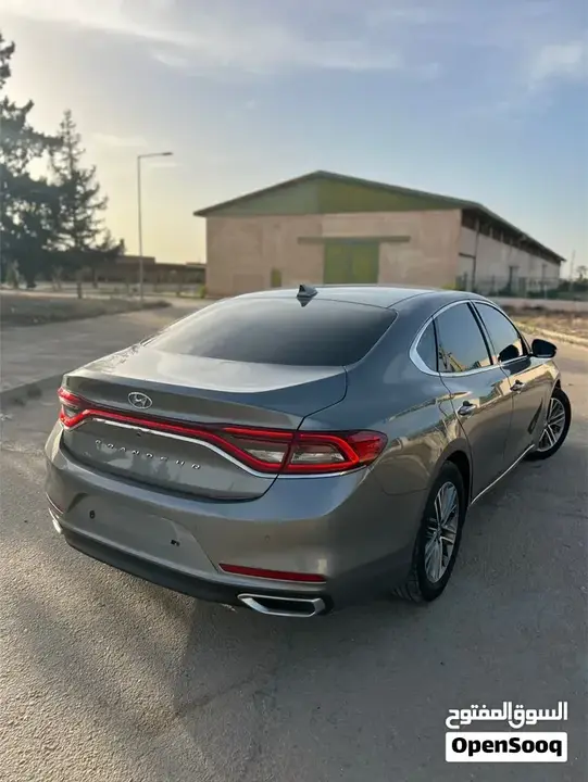 Hyundai Azera 2017 photo 4